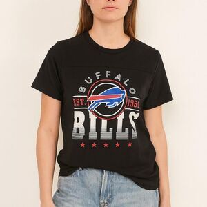 Nfl Women's Black and Red Shirt